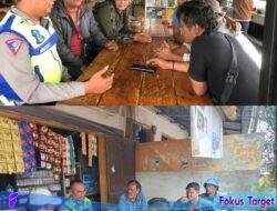 Sat Lantas Polres Humbahas Himbau Pedagang Untuk Ingatkan Pembeli Tidak Parkir Sembarangan
