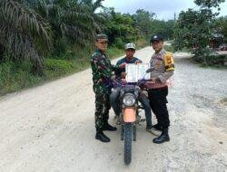 Bhabinkamtibmas Polsek Bunut Sebar Maklumat Kapolda Riau dan Berikan Binluh Cegah Karhutla
