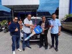 Pimpinan BRI Cabang Tarutung Serahkan Hadiah Grand Prize 1 Unit Mobil Wuling